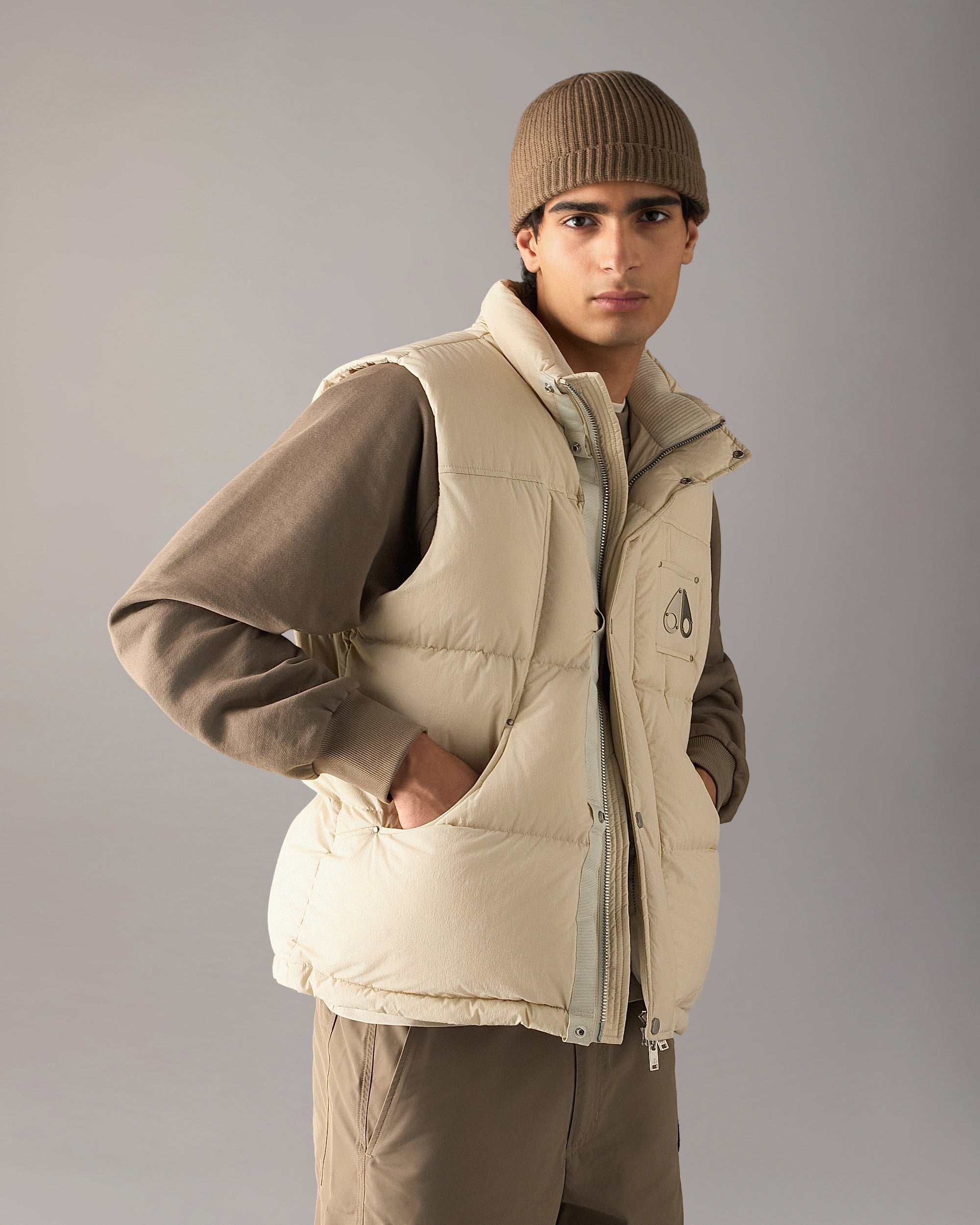 Everest Down Puffer Vest | Men | Moose Knuckles